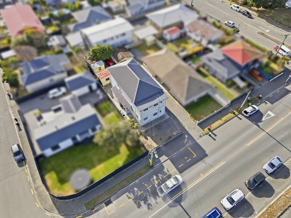 Christchurch 4 units - photo 2