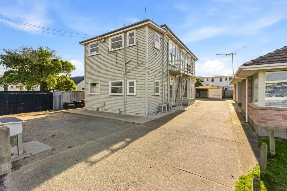 Christchurch 4 units - photo 4