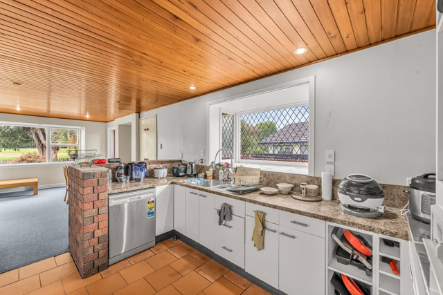 Christchurch - 9 Bedroom - 12% Yield - photo 27