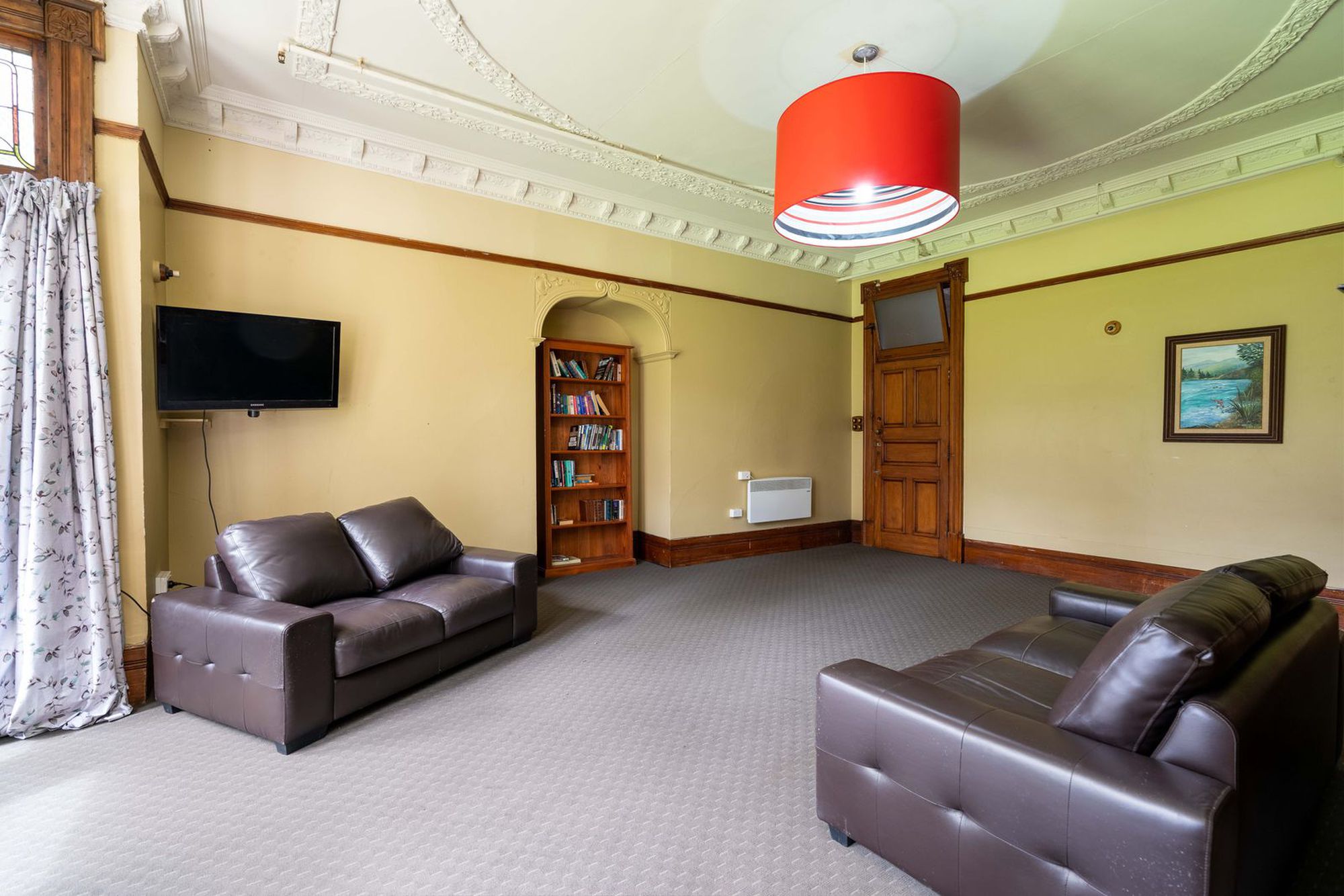 Dunedin communal lounge