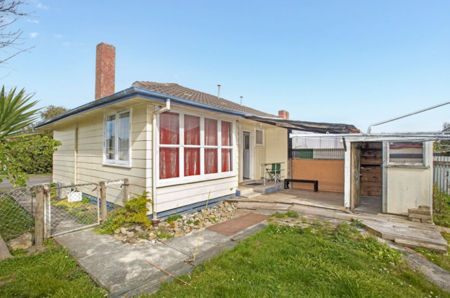 Gisborne 3 x 1 bedroom units - photo 10
