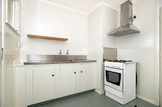 Gisborne 3 x 1 bedroom units - photo 3