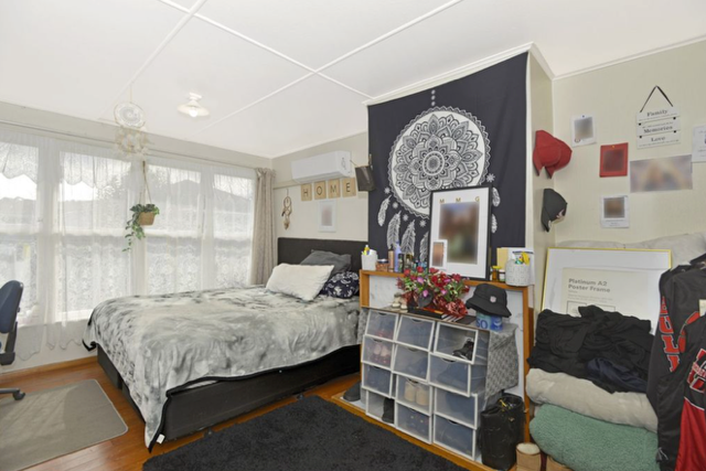 Gisborne 3 x 1 bedroom units - photo 9