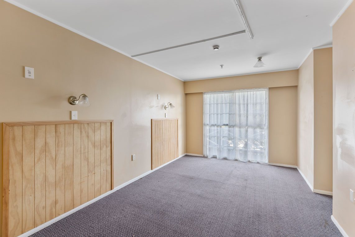 New Plymouth 19 bedroom - photo 24