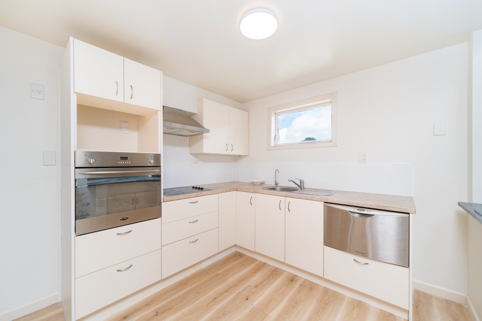Palmerston North kitchen with oven
