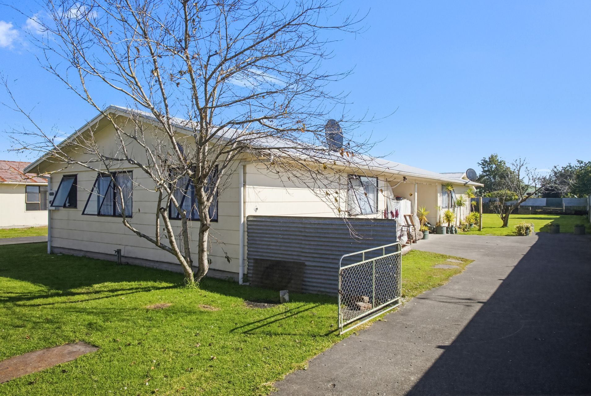 Hawkes Bay 6 units - photo 4