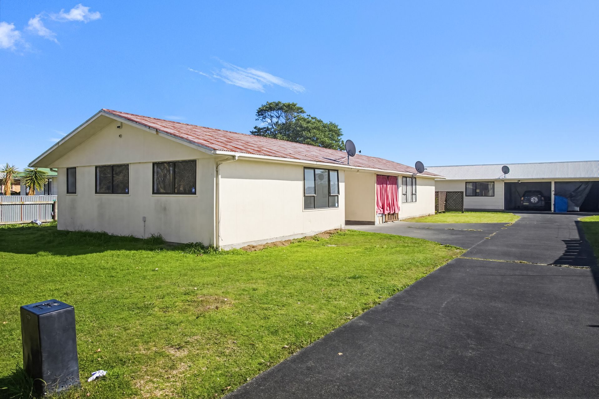 Hawkes Bay 6 units - photo 5