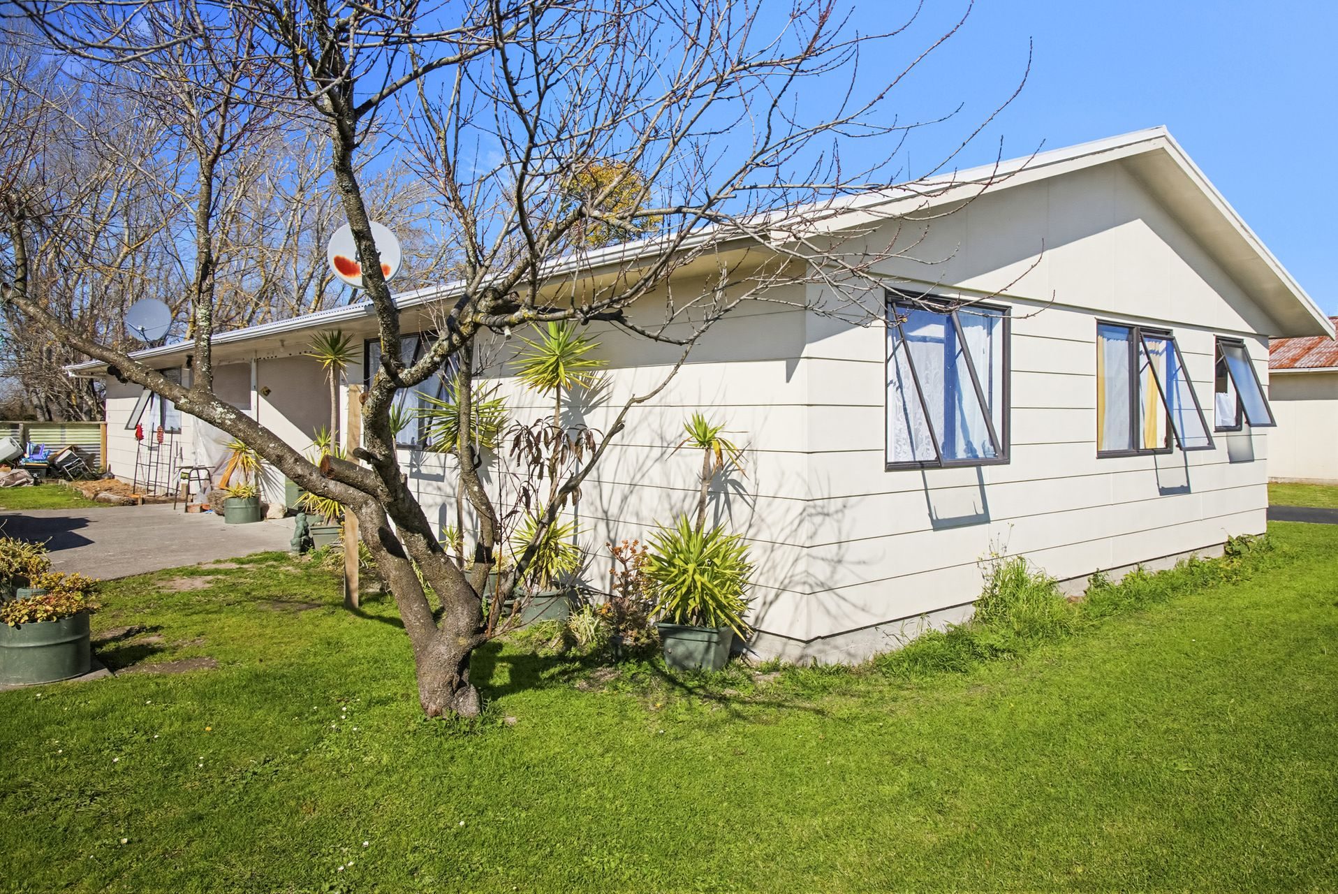 Hawkes Bay 6 units - photo 7