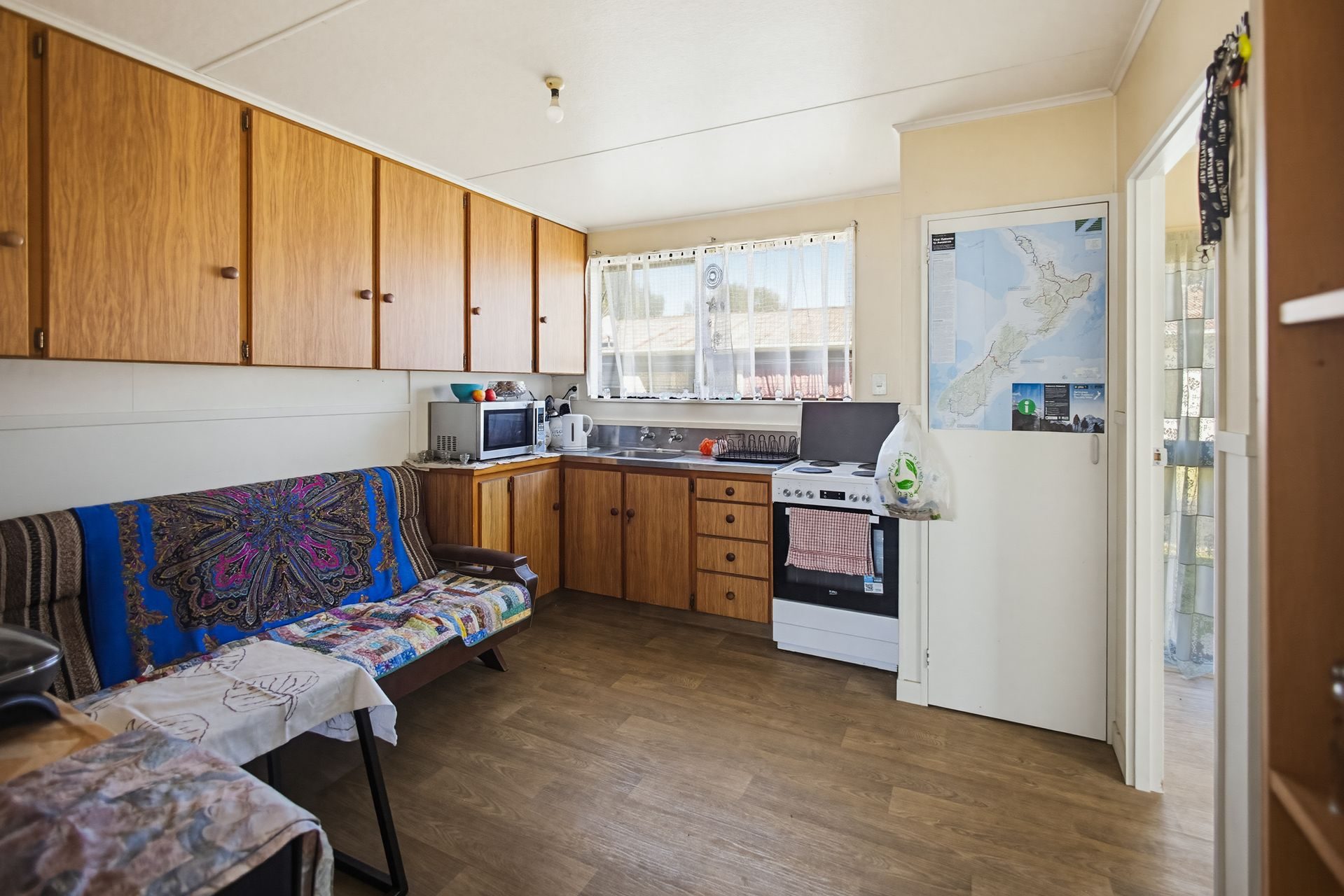 Hawkes Bay 6 units - photo 9