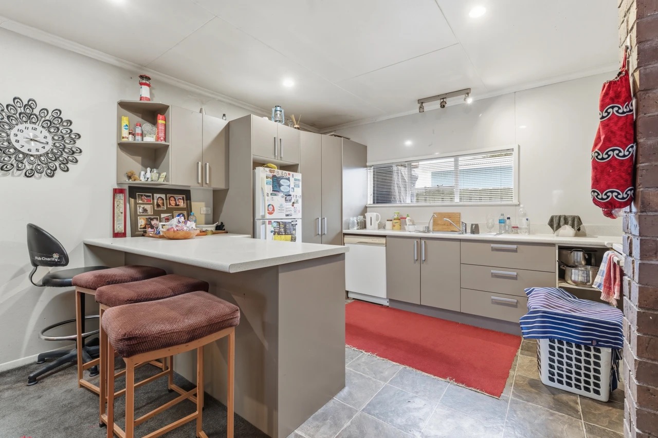 Dunedin 9 units - photo 21
