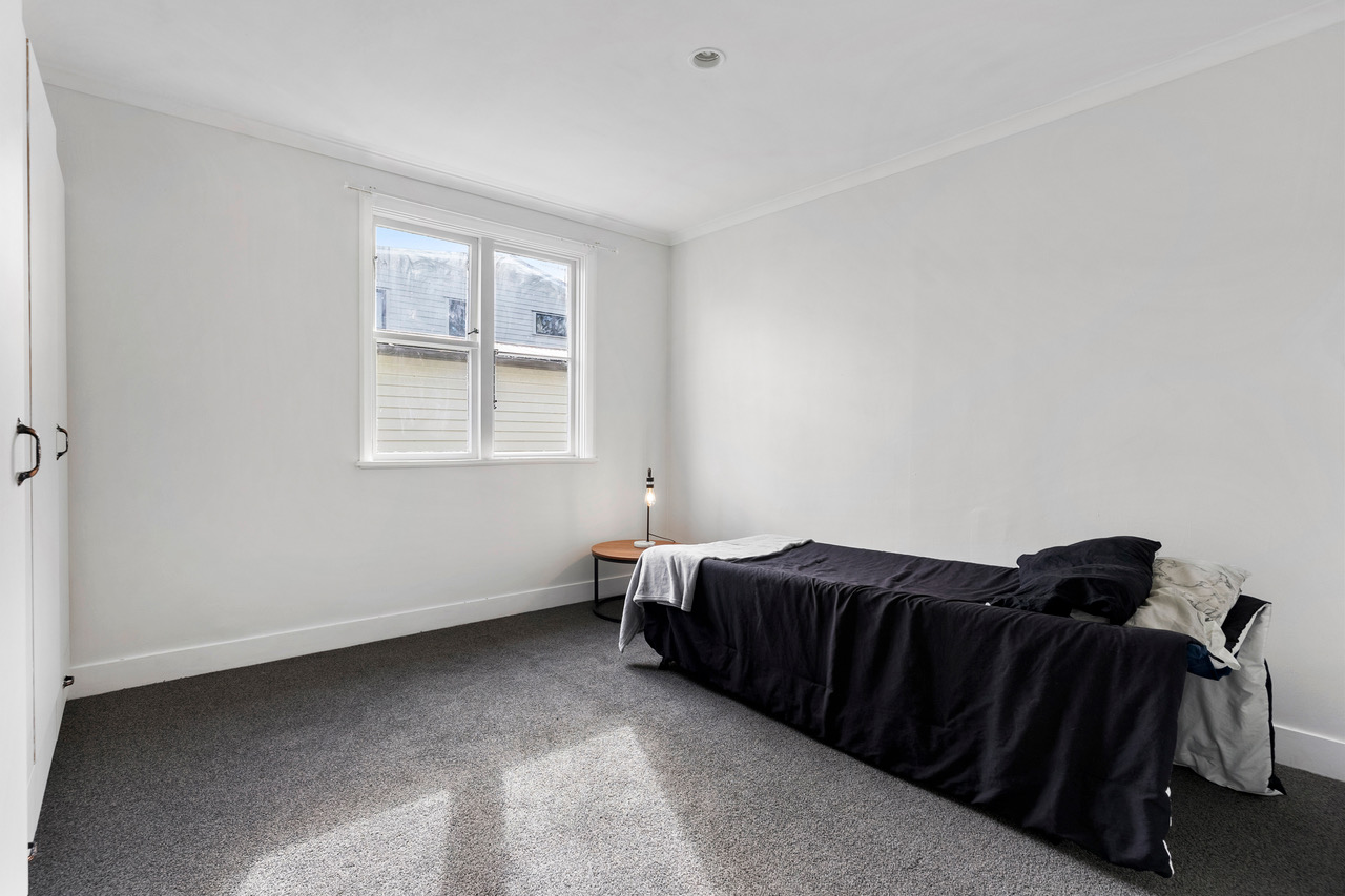 Wellington 10 bedroom - photo 12