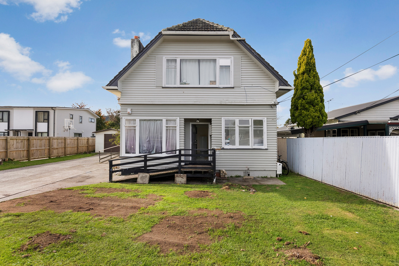 Wellington 10 bedroom - photo 2