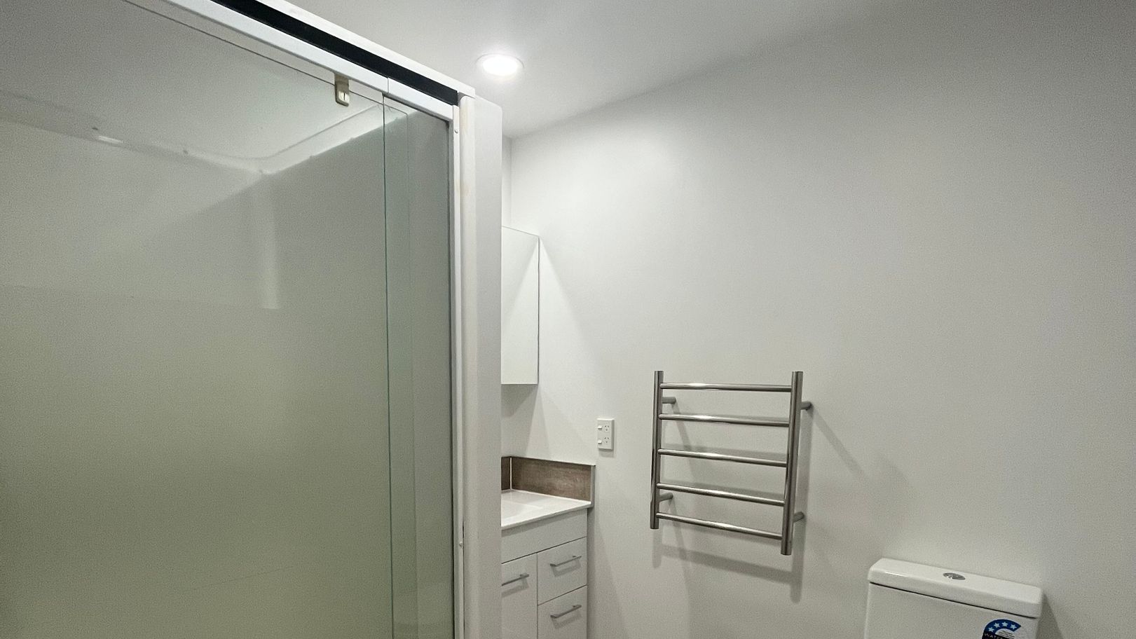 Wellington 3 bedroom + study - photo 16