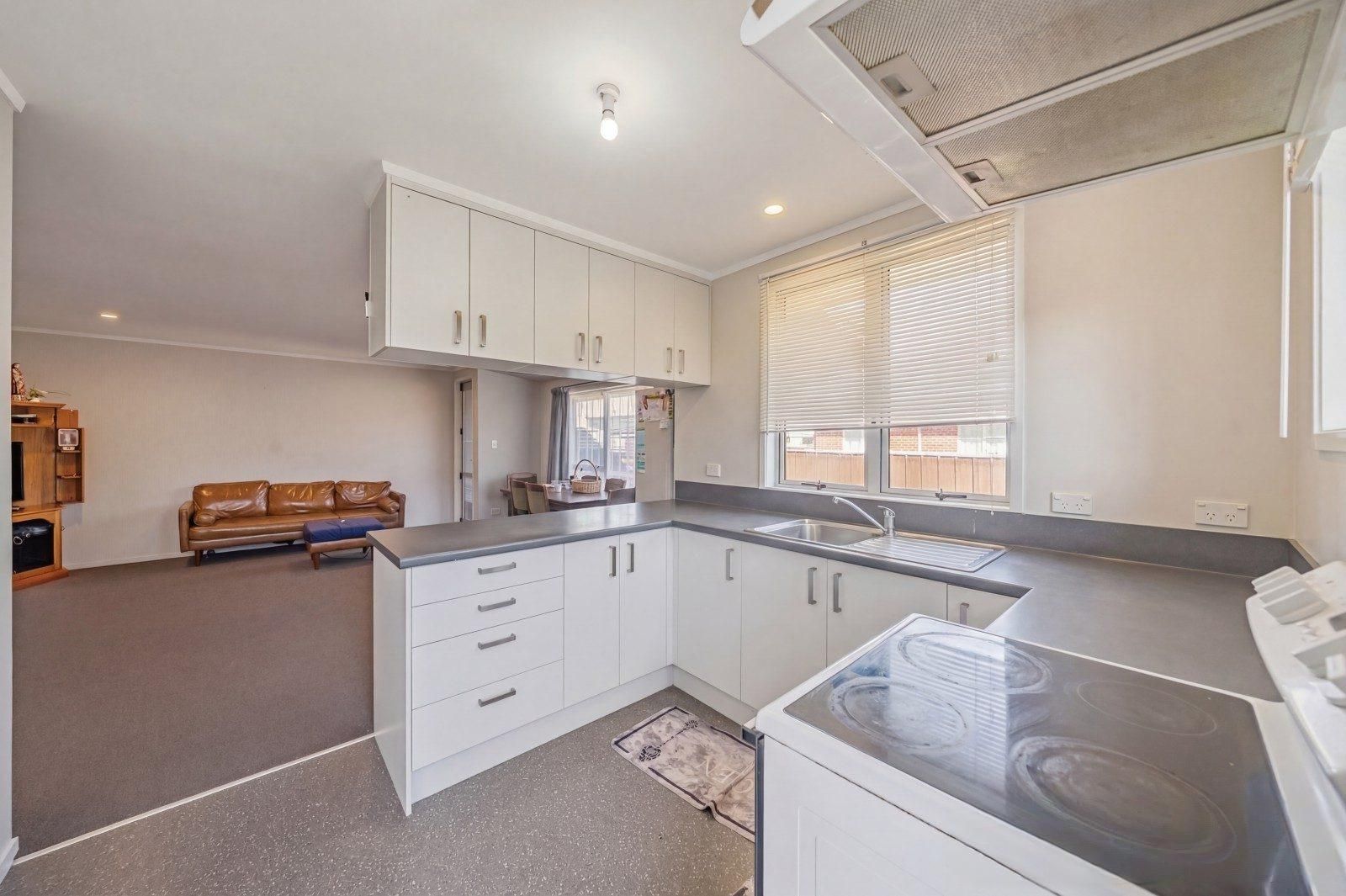 Wellington 3 bedroom - photo 12