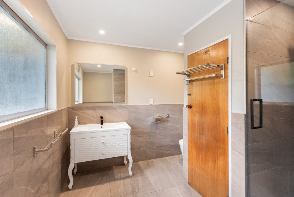 Wellington 4 + 2 bedroom - photo 15