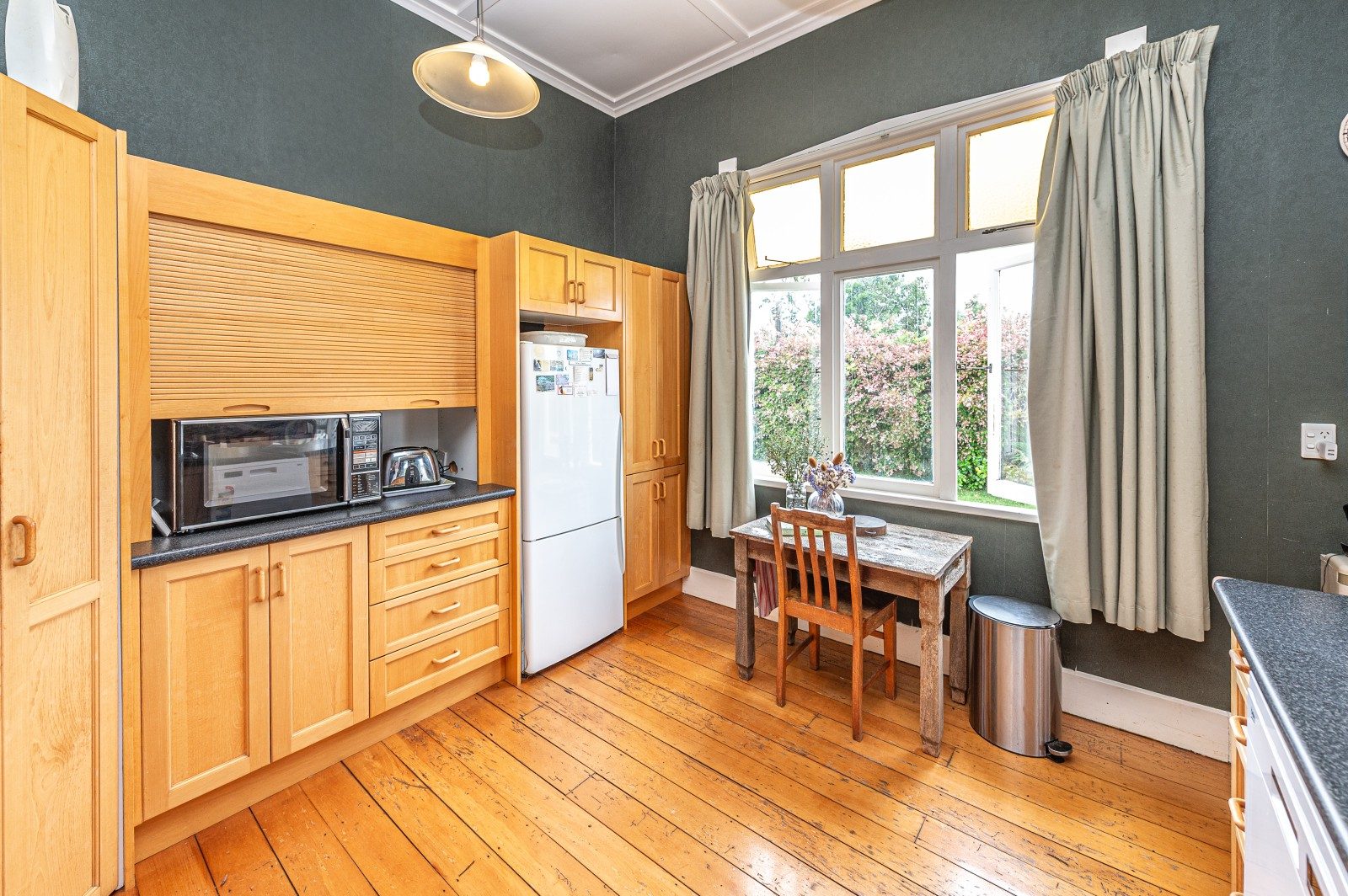 Whanganui 8 bedroom - photo 15