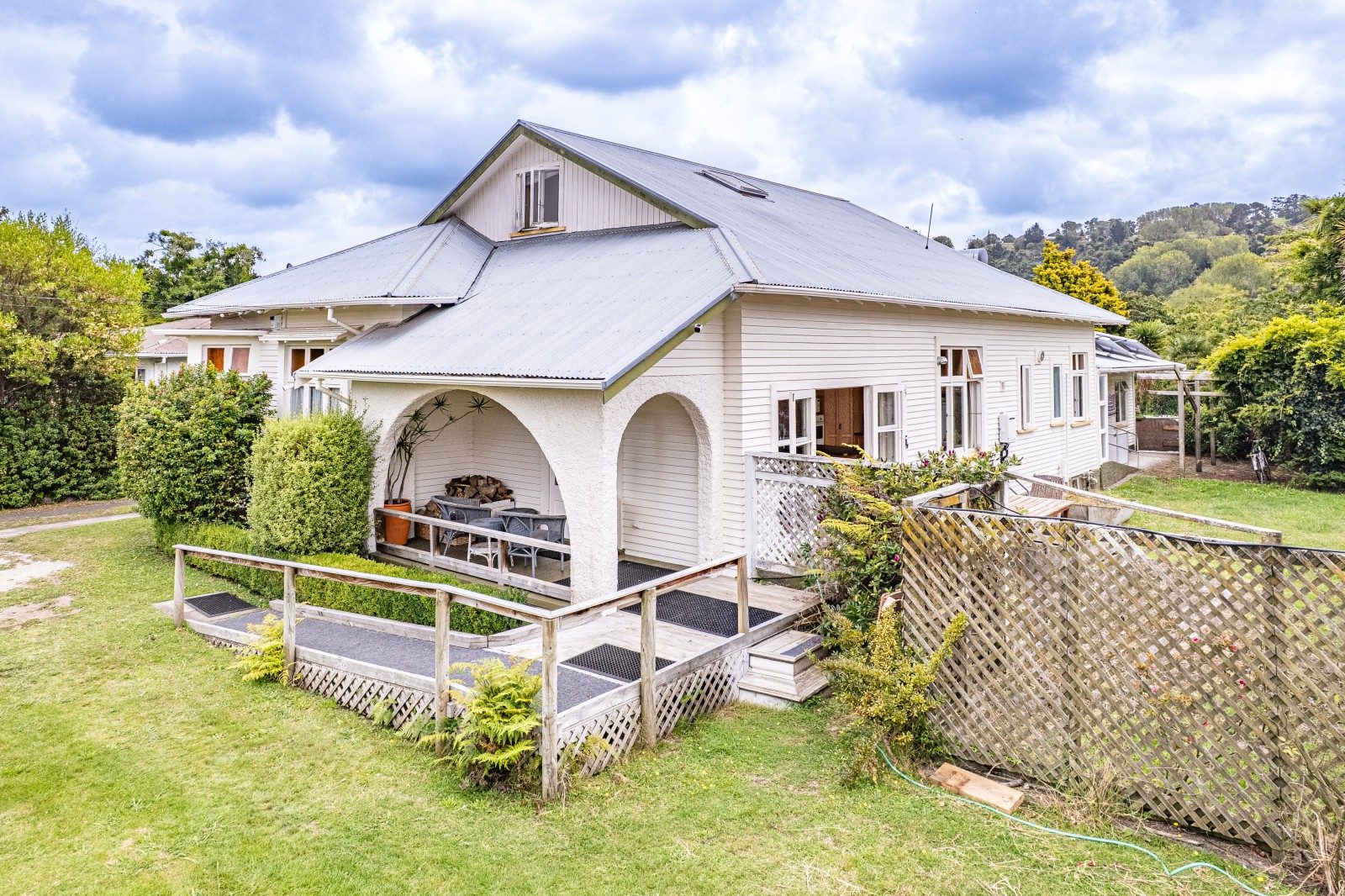 Whanganui 8 bedroom - photo 34