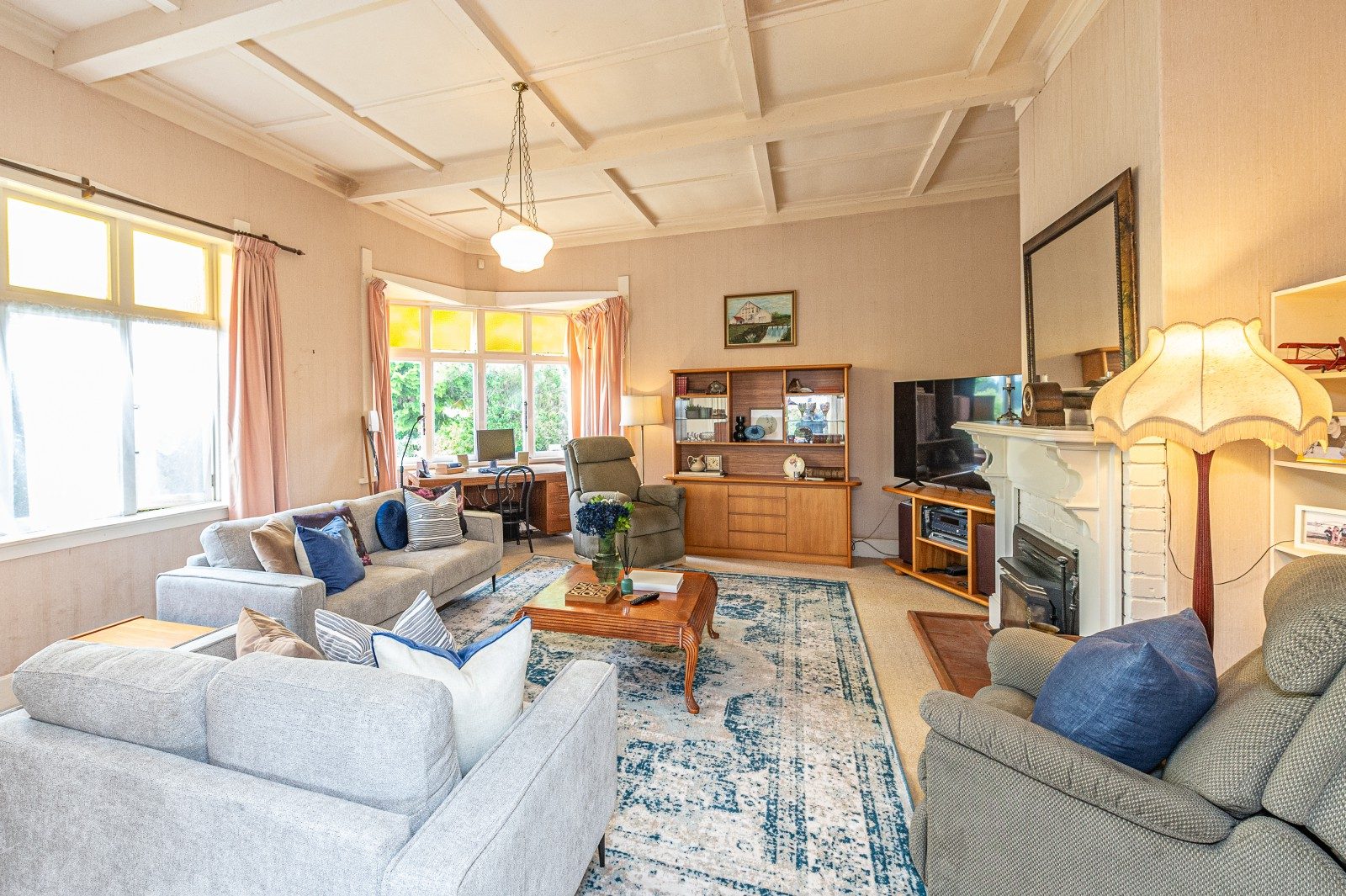 Whanganui 8 bedroom - photo 8