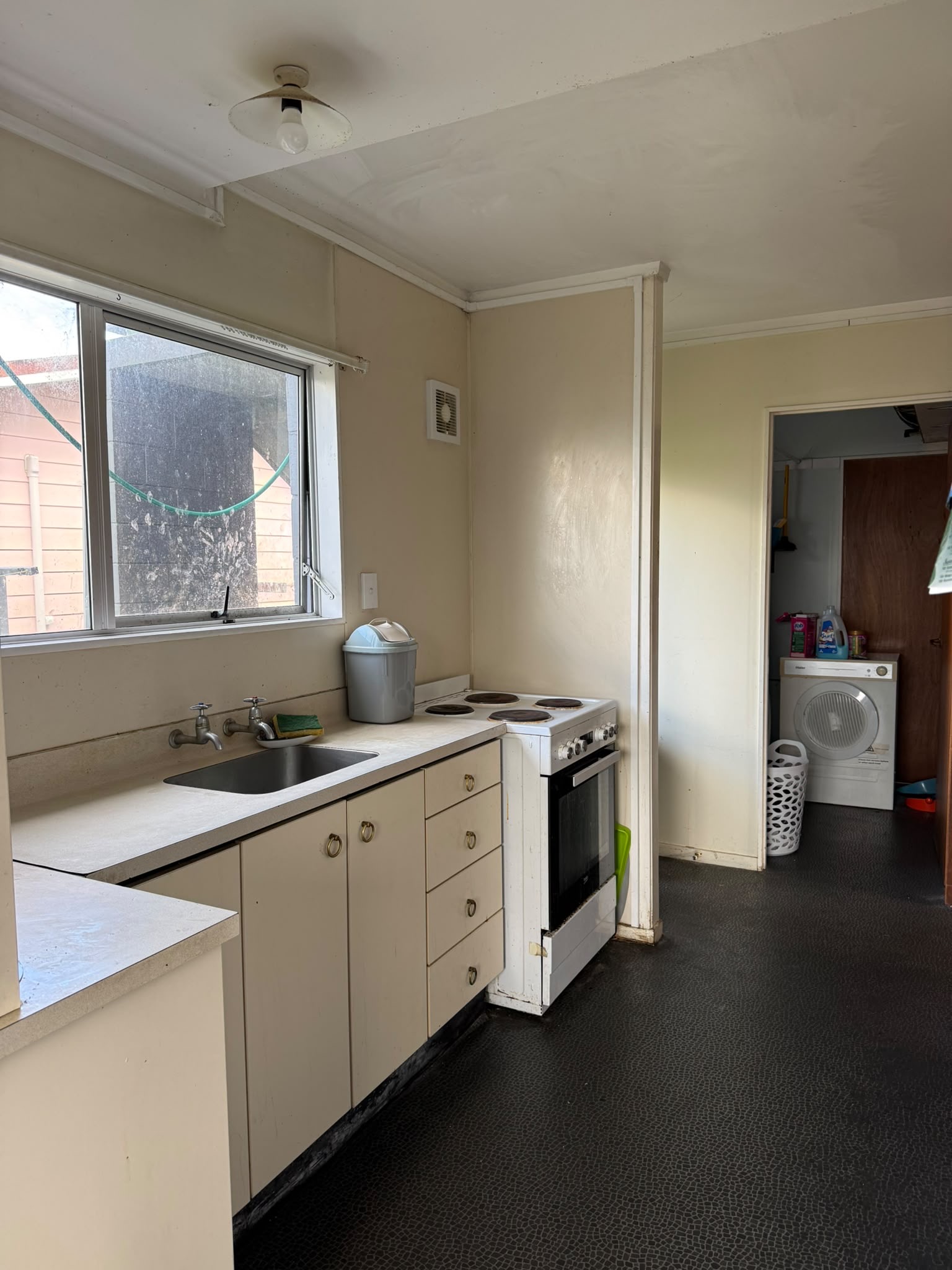 Whangarei 3 + 2 bedroom multi-income - photo 19